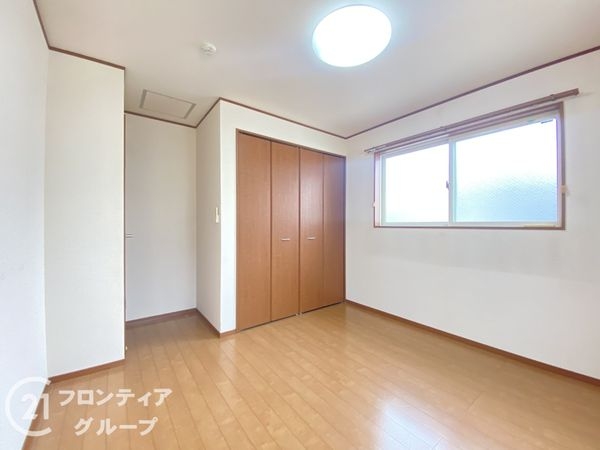 寝屋川市堀溝２丁目の中古一戸建て