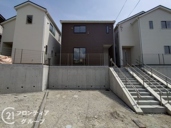枚方市長尾西町３丁目　新築一戸建て　第３　７号棟