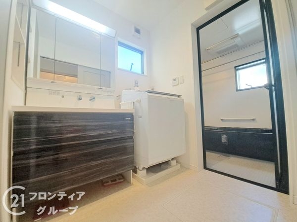 枚方市長尾宮前１丁目の中古一戸建て
