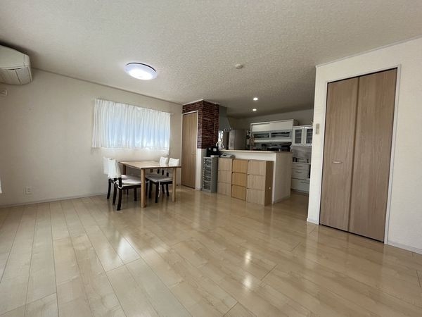 枚方市三矢町　中古一戸建て