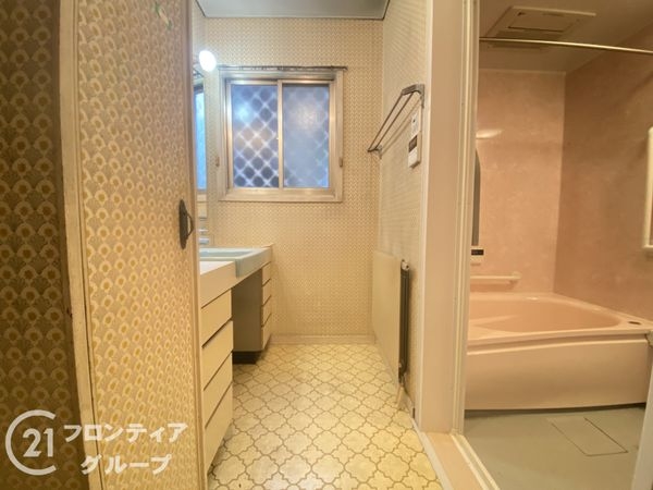 枚方市東香里２丁目の中古一戸建て