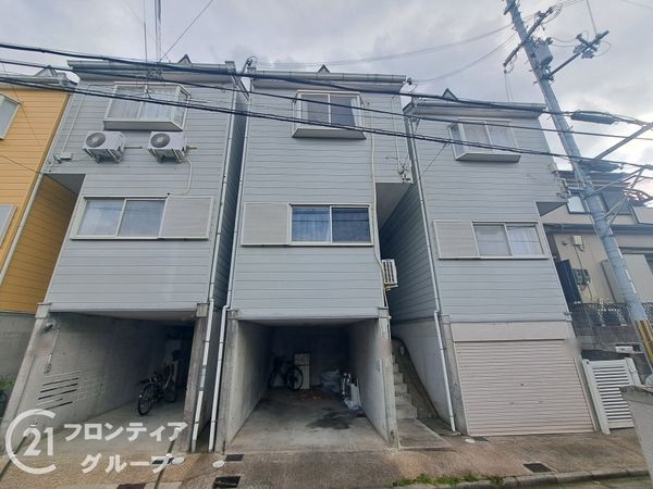 枚方市小倉町　中古一戸建て