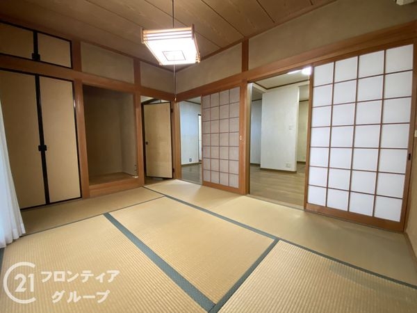 枚方市東香里３丁目の中古一戸建て