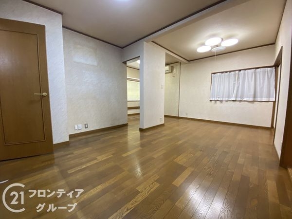 枚方市東香里３丁目の中古一戸建て