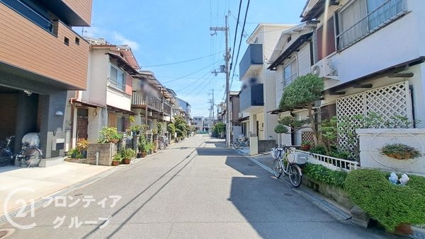 寝屋川市大成町　中古一戸建て