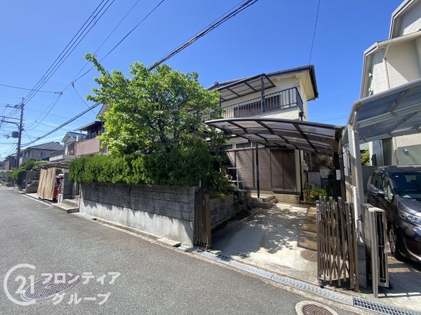 枚方市小倉町の中古一戸建て