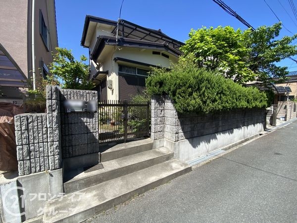 枚方市小倉町の中古一戸建て