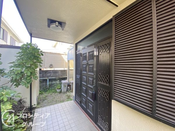 枚方市小倉町　中古一戸建て