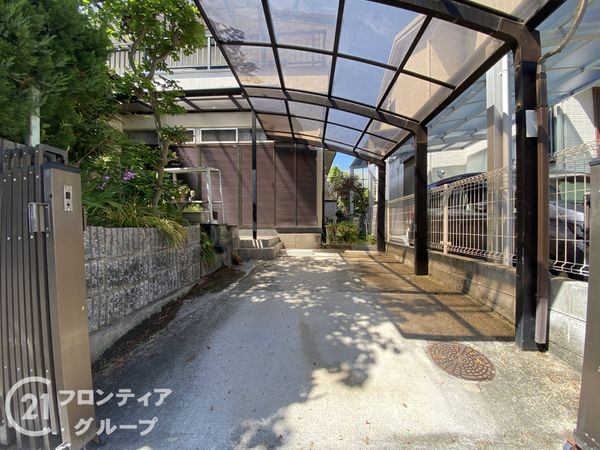 枚方市小倉町　中古一戸建て