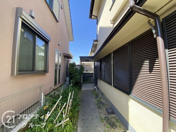 枚方市小倉町の中古一戸建て