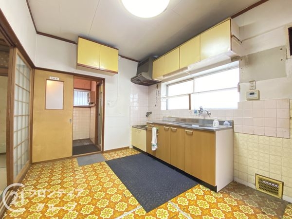寝屋川市池田本町の中古一戸建て