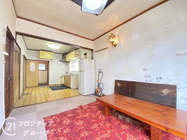 寝屋川市池田本町　中古一戸建て