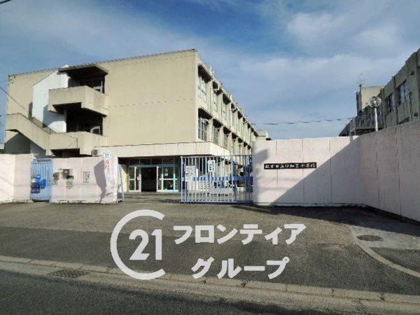 リバティパーク枚方B棟 中古マンション(枚方市立伊加賀小学校)