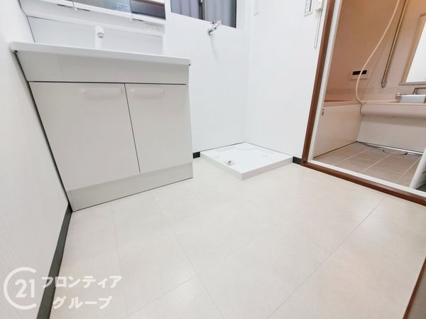 枚方市出屋敷元町２丁目の中古一戸建て