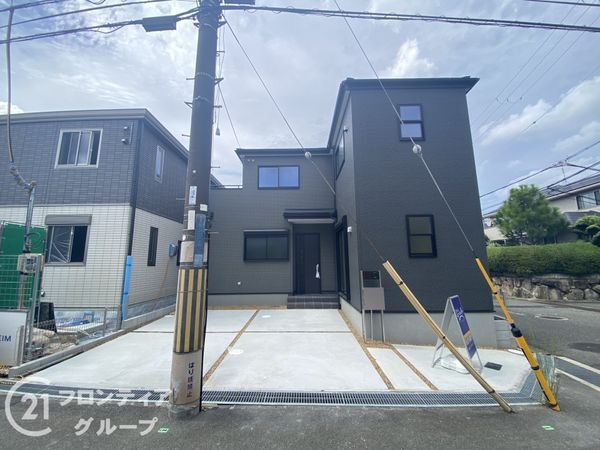 交野市青山２丁目　新築一戸建て　２期　２号棟