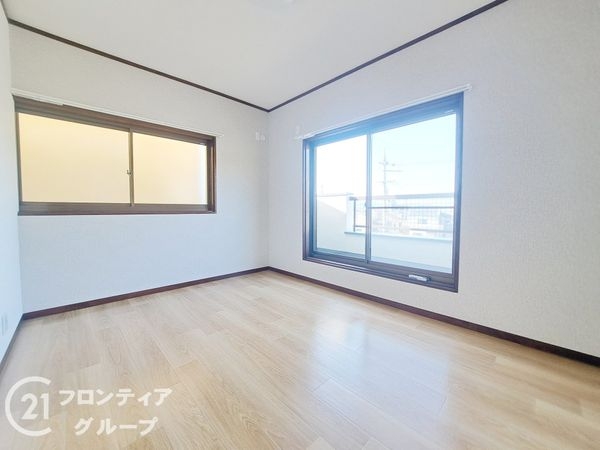 枚方市出屋敷元町２丁目の中古一戸建て