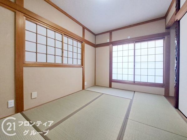 枚方市出屋敷元町２丁目の中古一戸建て