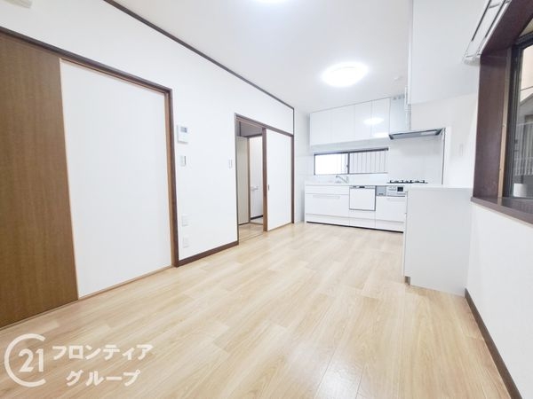 枚方市出屋敷元町２丁目の中古一戸建て
