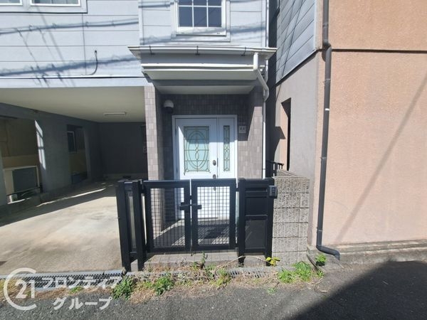 枚方市渚西１丁目　中古一戸建て