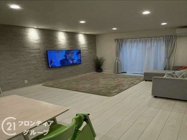 枚方市氷室台１丁目　中古一戸建て