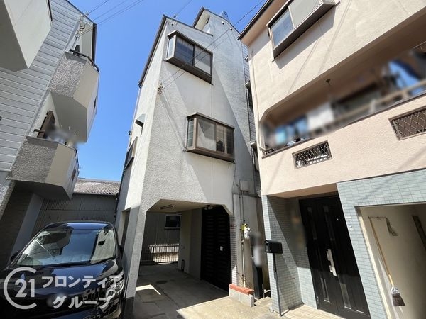 枚方市村野東町　中古一戸建て