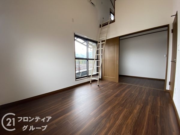交野市私市６丁目の中古一戸建て