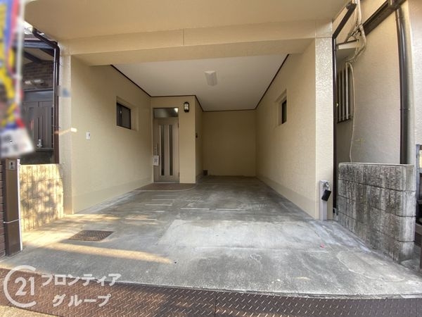 寝屋川市黒原橘町の中古一戸建て