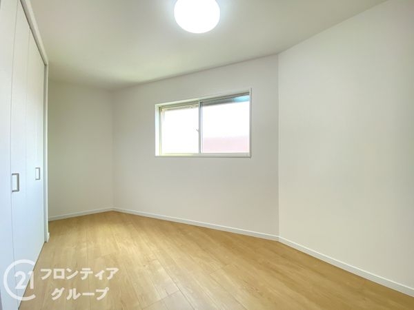 枚方市桜丘町　新築一戸建て