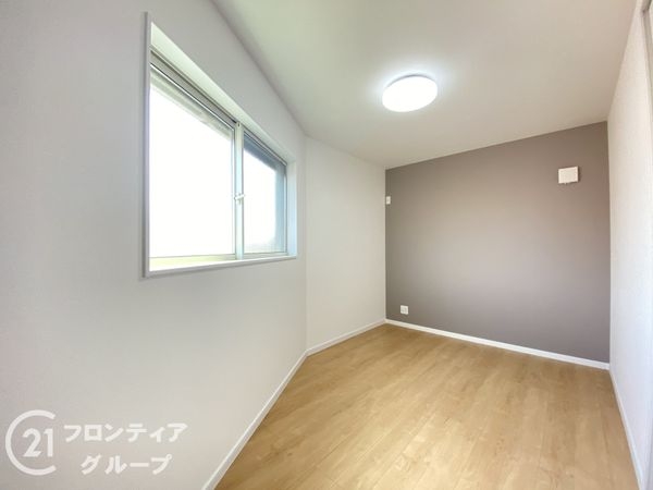 枚方市桜丘町　新築一戸建て