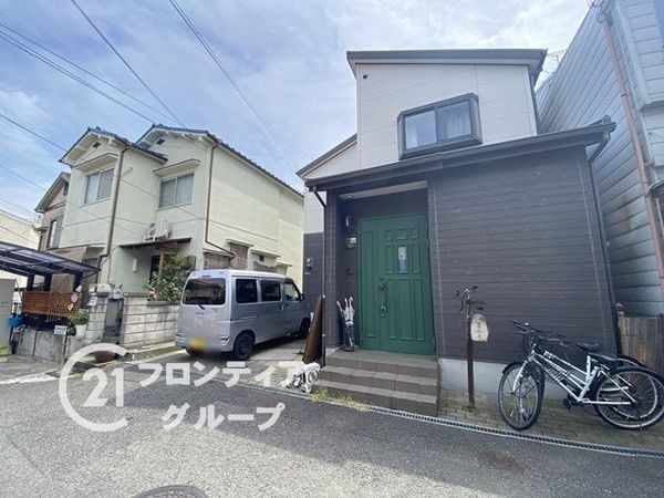 寝屋川市堀溝２丁目　中古一戸建て