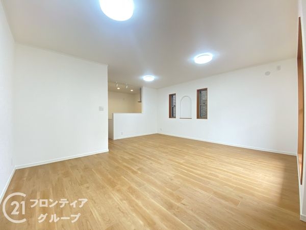 寝屋川市萱島東１丁目の中古一戸建て