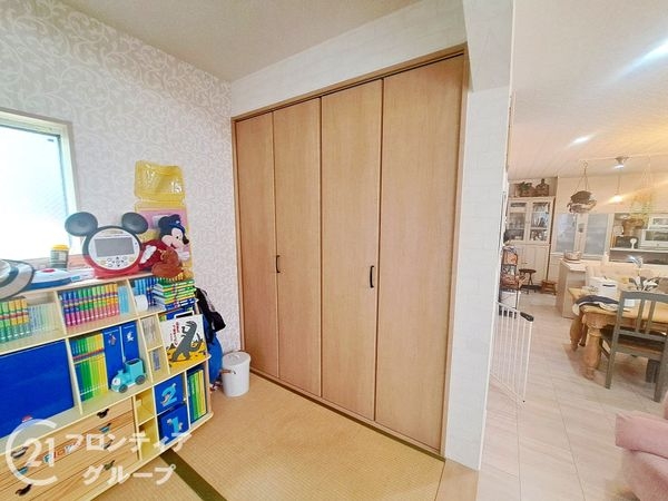 枚方市南中振２丁目の中古一戸建て