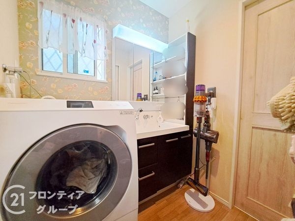 枚方市南中振２丁目の中古一戸建て
