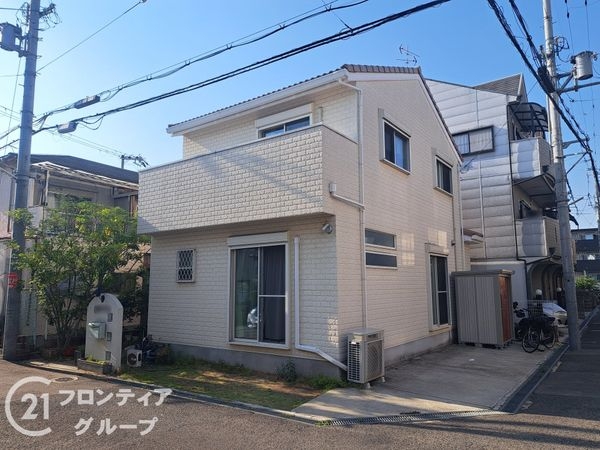 枚方市南中振２丁目の中古一戸建て