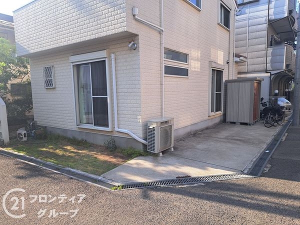 枚方市南中振２丁目の中古一戸建て