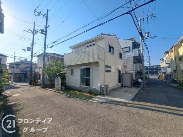 枚方市南中振２丁目の中古一戸建て