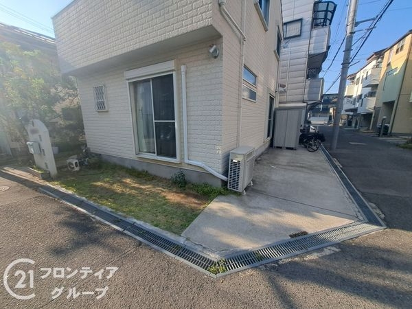 枚方市南中振２丁目の中古一戸建て