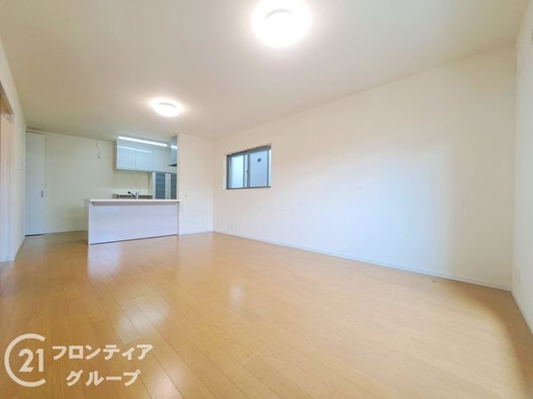 寝屋川市黒原橘町の中古一戸建て