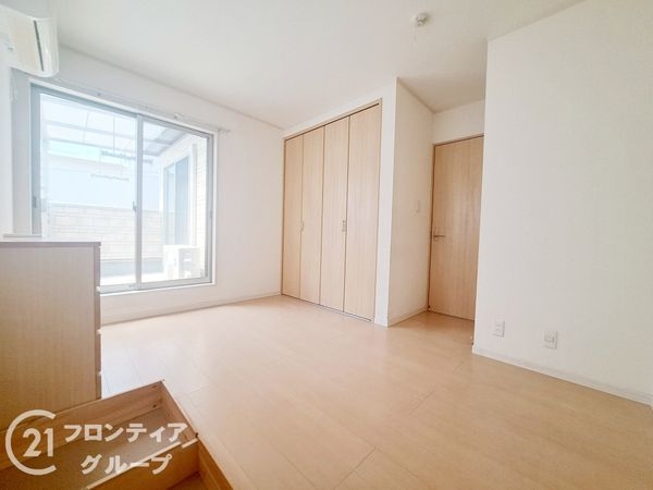 寝屋川市木屋元町の中古一戸建て