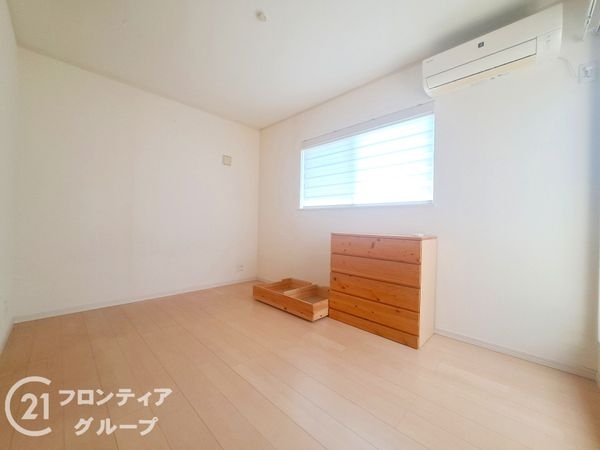 寝屋川市木屋元町の中古一戸建て