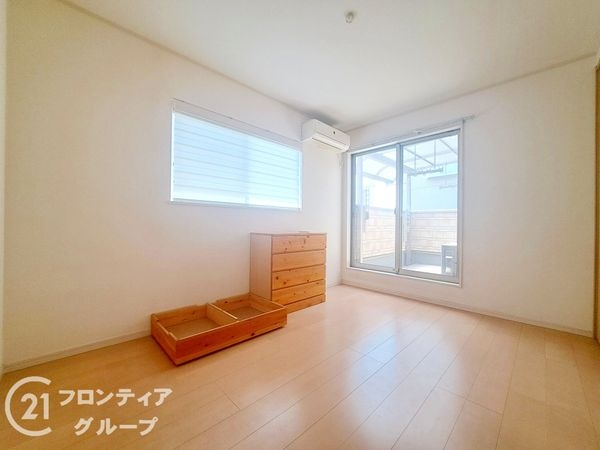 寝屋川市木屋元町の中古一戸建て
