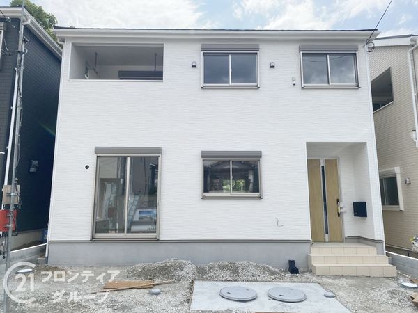 枚方市長尾家具町２丁目　新築一戸建て　第１１　１０号棟