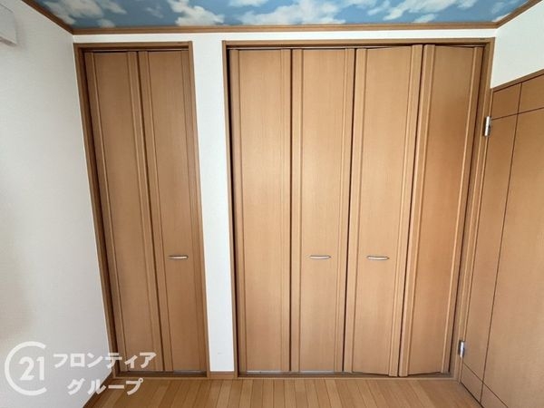 大東市三箇４丁目の中古一戸建て