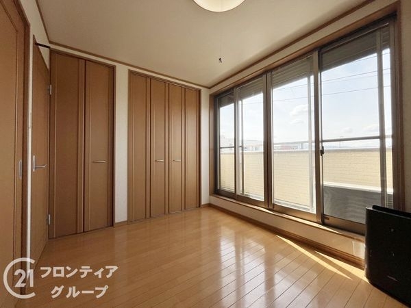 大東市三箇４丁目の中古一戸建て