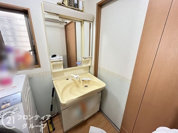 大東市三箇４丁目の中古一戸建て