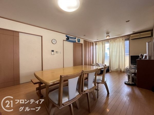 大東市三箇４丁目の中古一戸建て