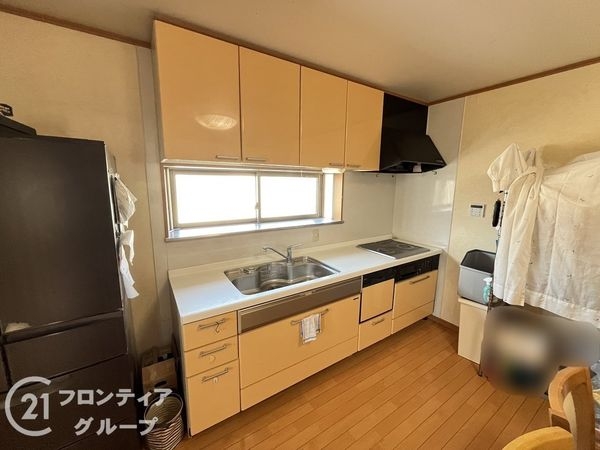 大東市三箇4丁目　中古一戸建て