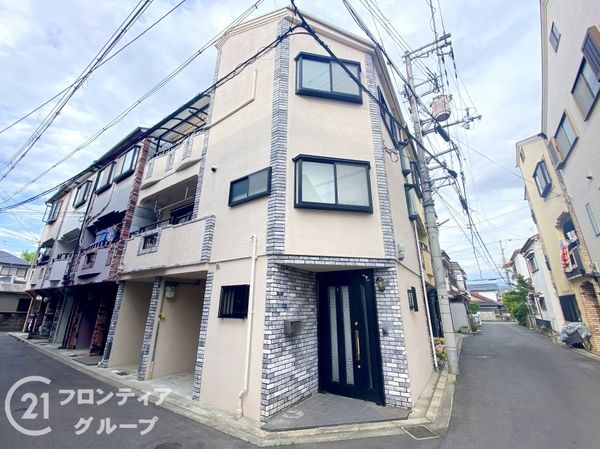 寝屋川市堀溝３丁目　中古一戸建て