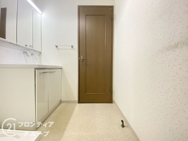 寝屋川市堀溝３丁目の中古一戸建て