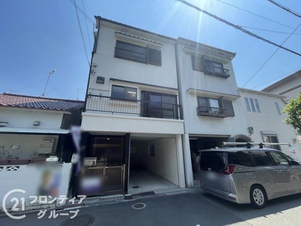 枚方市南中振２丁目　中古一戸建て